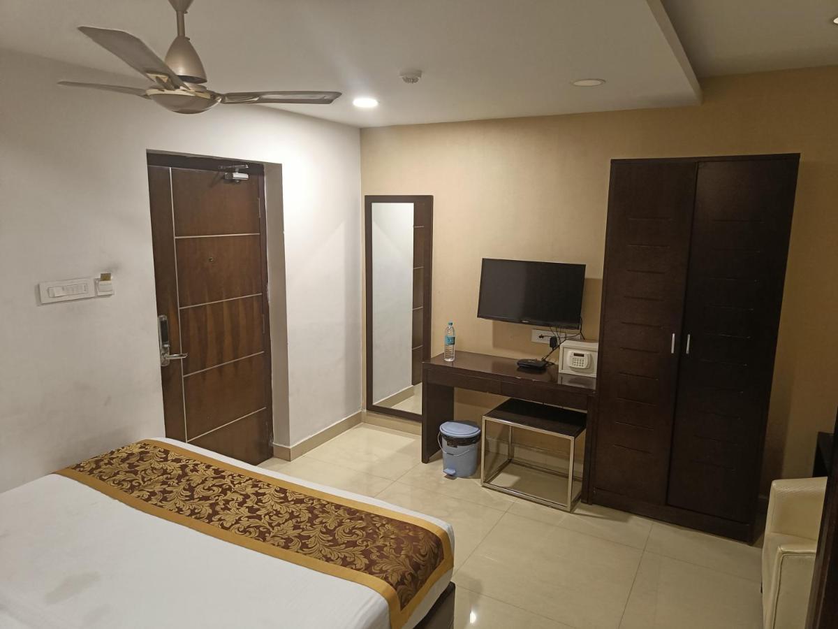 The Kings Park Residency Hotel Madras Buitenkant foto