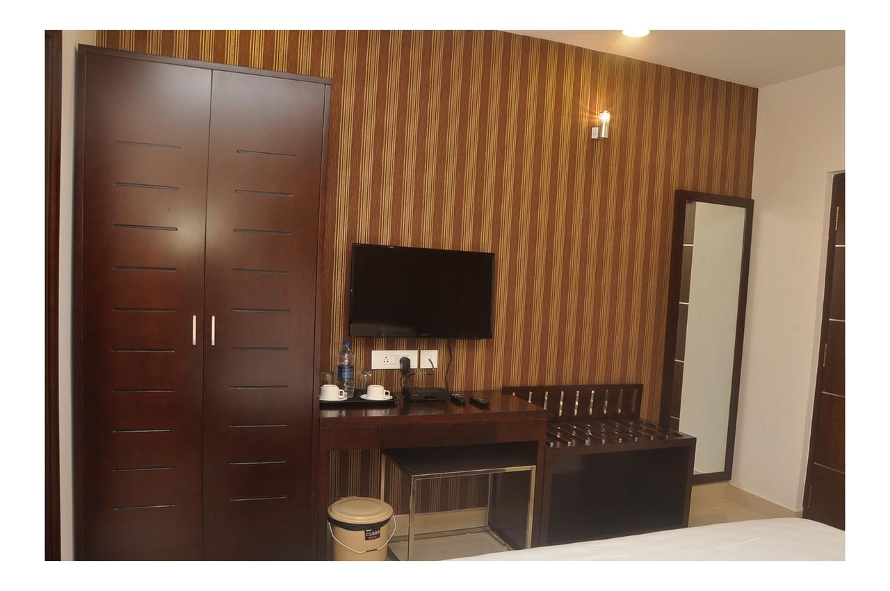 The Kings Park Residency Hotel Madras Buitenkant foto